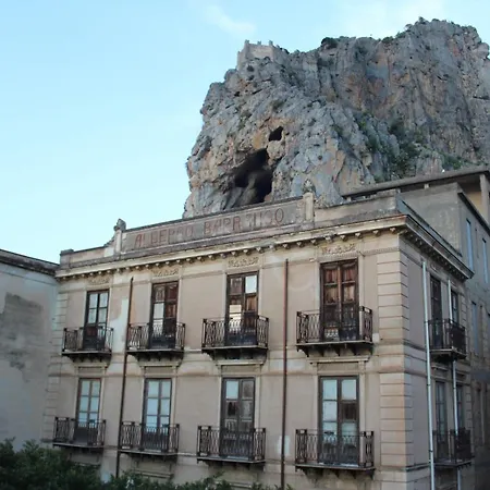 La Piazza E' Mia *